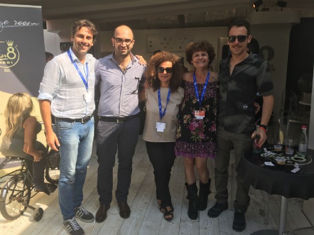 Da sinistra: Carlo Dutto, Haider Rashid, Raffaella Spizzichino. Maya Reggi ed Elio Germano